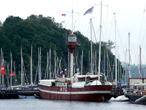 Standesamt Schrevenborn bei Kiel, Außentraustelle Feuerschiff im Möltenorter Hafen