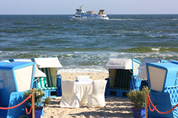 Rügen: Strandhochzeiten unter freiem Himmel, romantisch inszeniert vom Hotel Hanseatic Rügen & Villen in Göhren