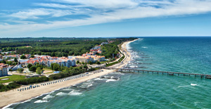 Ostseebad Kühlungsborn - Luftbild mit Strand und Meer