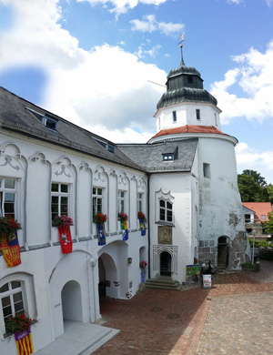 Spendenaktion Ostsee-Hochzeitsportal für das Schloss Ueckermünde